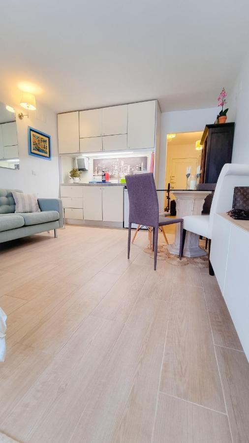 Loft Con Encanto Centro Valencia Apartment ภายนอก รูปภาพ