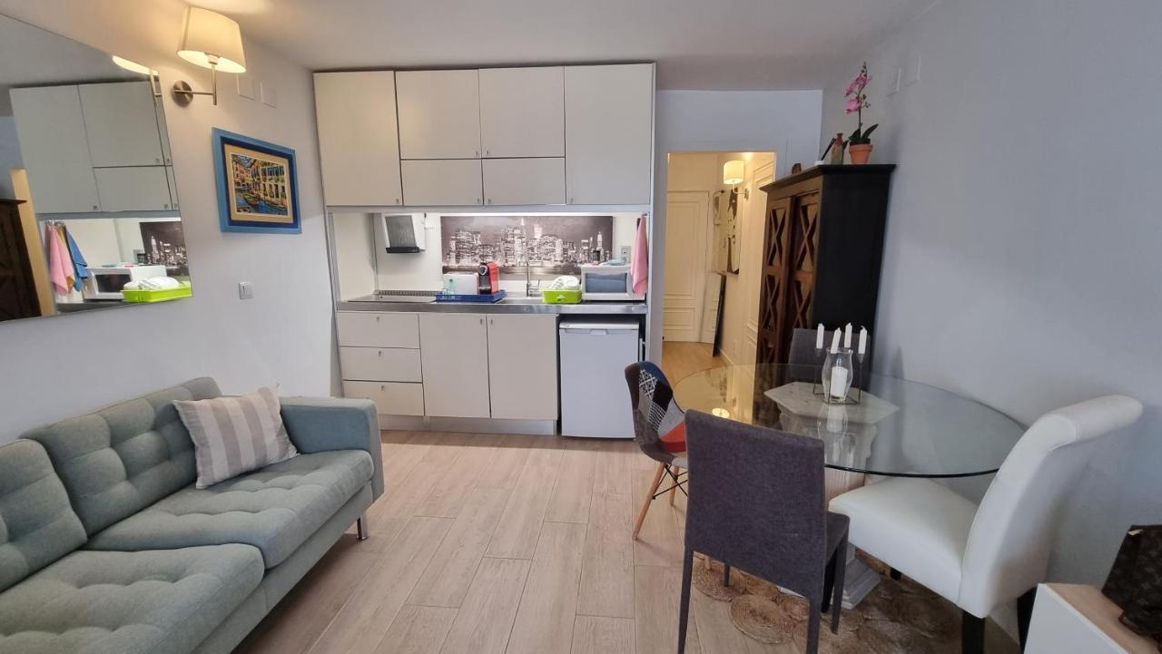 Loft Con Encanto Centro Valencia Apartment ภายนอก รูปภาพ
